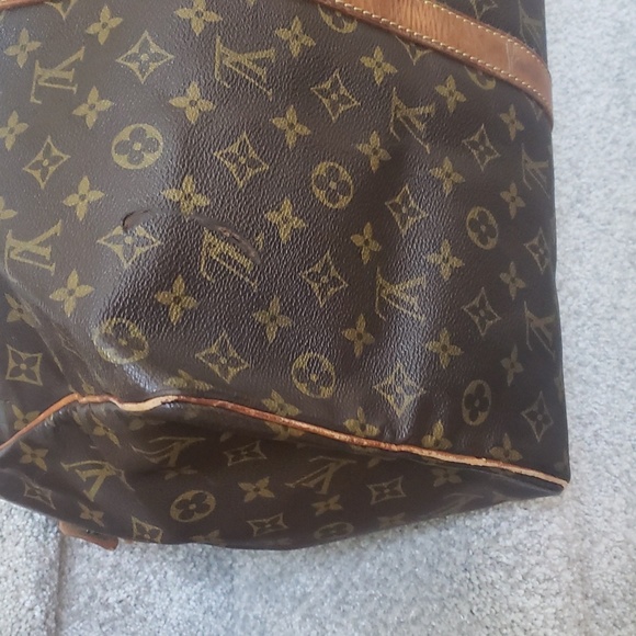 Louis Vuitton Keepall 50 Authentic - Picture 10 of 11